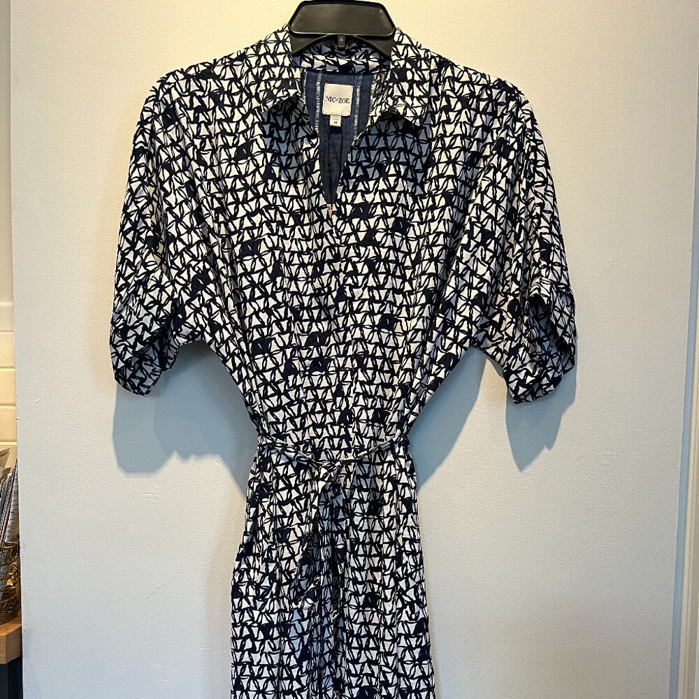 NEW WITH TAGS: Nic + Zoe Etched Angles Belted Devon Dress